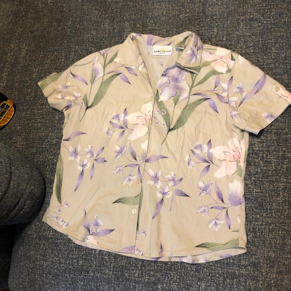 Sun bay cottons Vintage Tan with purple floral button up blouse